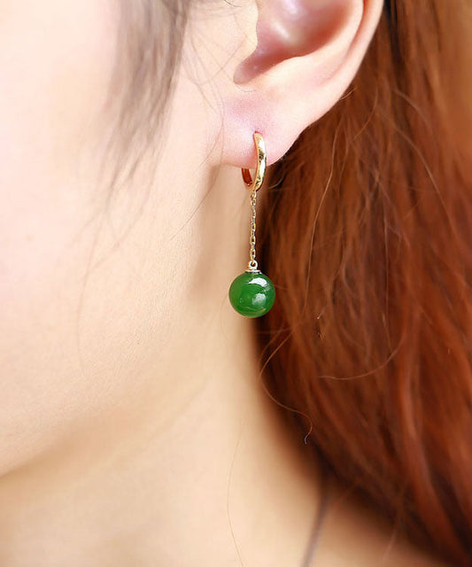 Pendientes modernos de jade verde dorado de 18 quilates en plata de ley