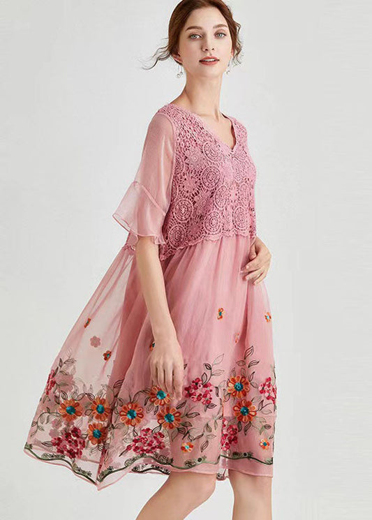 Moderne schwarze V-Ausschnitt Hollow Out Spitzenkleider Frühling