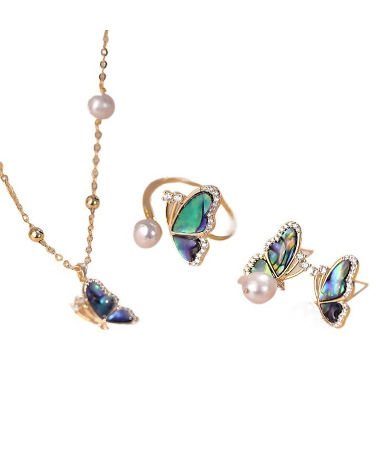 Conjunto de tres piezas de collar, anillos y pendientes colgantes con colgante de mariposa, perla y circonita dorada y cobre dorado.