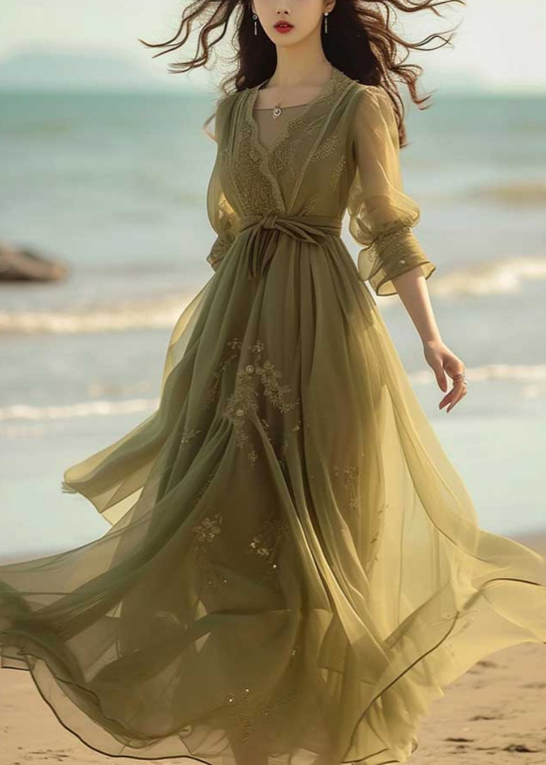 Neues grünes Chiffonkleid mit fester Spitze und Armbandärmeln
