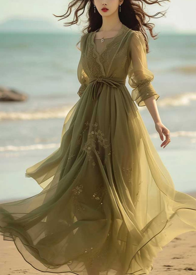 Neues grünes Chiffonkleid mit fester Spitze und Armbandärmeln