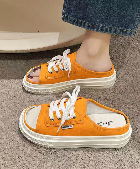 Neue, stilvolle grüne Canvas-Sandalen zum Schnüren für den Sommer