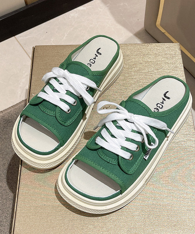 Neue, stilvolle grüne Canvas-Sandalen zum Schnüren für den Sommer