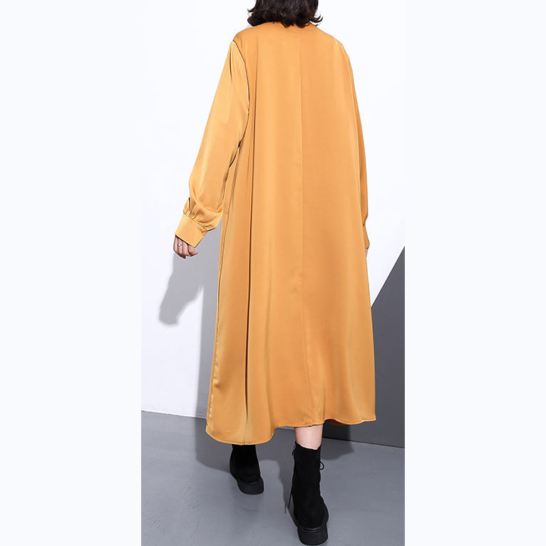Neue gelbe Kaftane aus Seiden-Baumwoll-Mischgewebe in Übergröße, Stehkragen, Seiden-Baumwoll-Mischgewebe, Kleidung, Kleid mit feinen Taschen, geraffte Kaftane