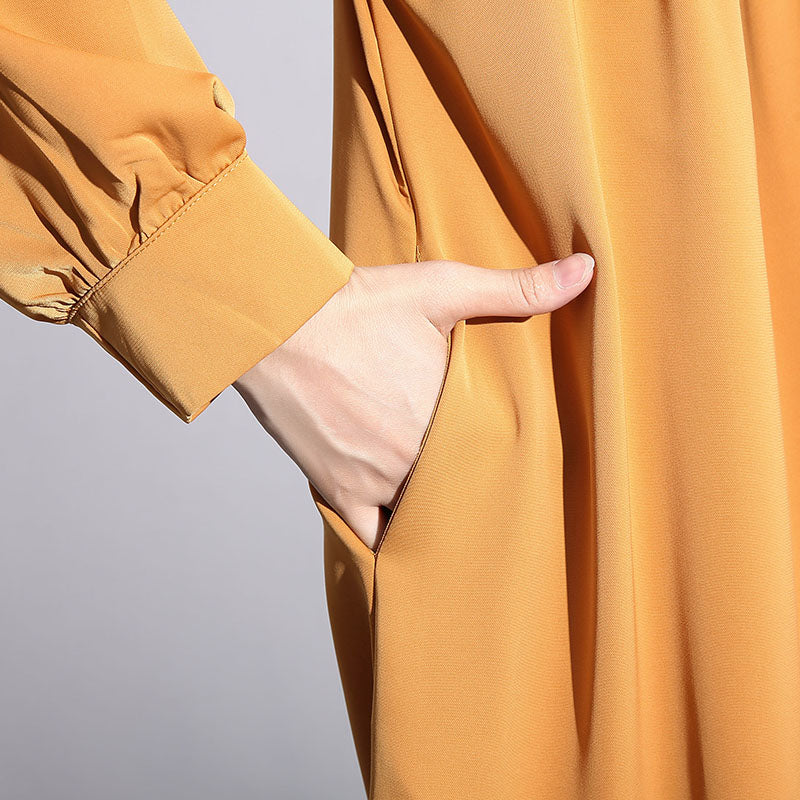 Neue gelbe Kaftane aus Seiden-Baumwoll-Mischgewebe in Übergröße, Stehkragen, Seiden-Baumwoll-Mischgewebe, Kleidung, Kleid mit feinen Taschen, geraffte Kaftane