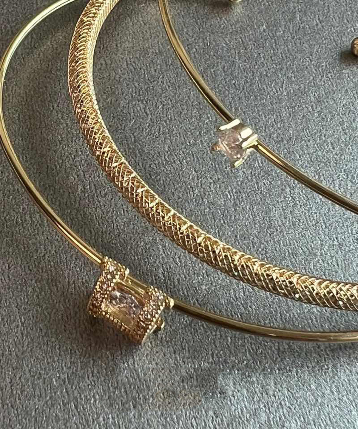 Dreiteiliges Armband-Set aus originalem Goldlegierungs-Zirkonia