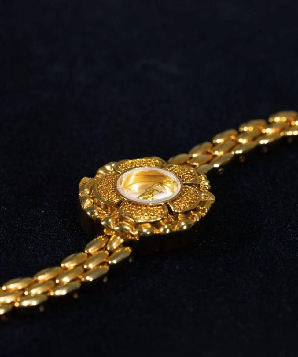 Original Design Gold Metal Chain Watches