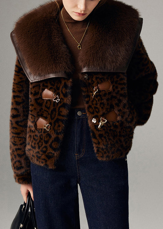 Winterjacke in Übergröße aus Schokoladenbraunem Leoparden-Patchwork-Nerzsamt