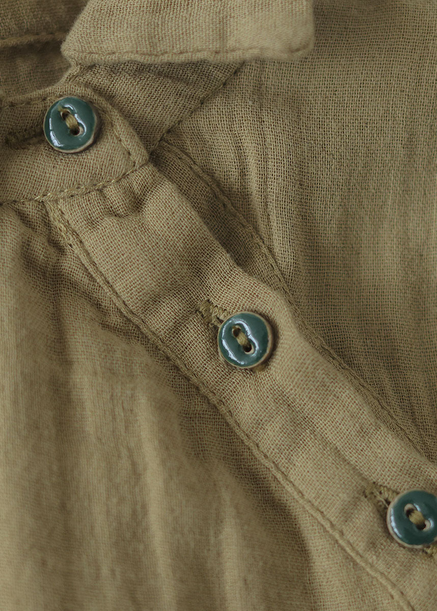 Plus Size Khaki Button Peter Pan Kragen asymmetrisches Design Baumwolle Tops Langarm