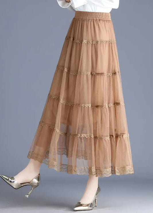Khakifarbener, gestufter Herbstrock aus Spitze in Übergröße