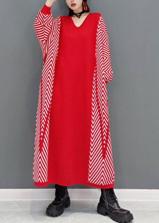 Rotes Patchwork-Strickkleid mit lockerem Schnitt, für den Frühling