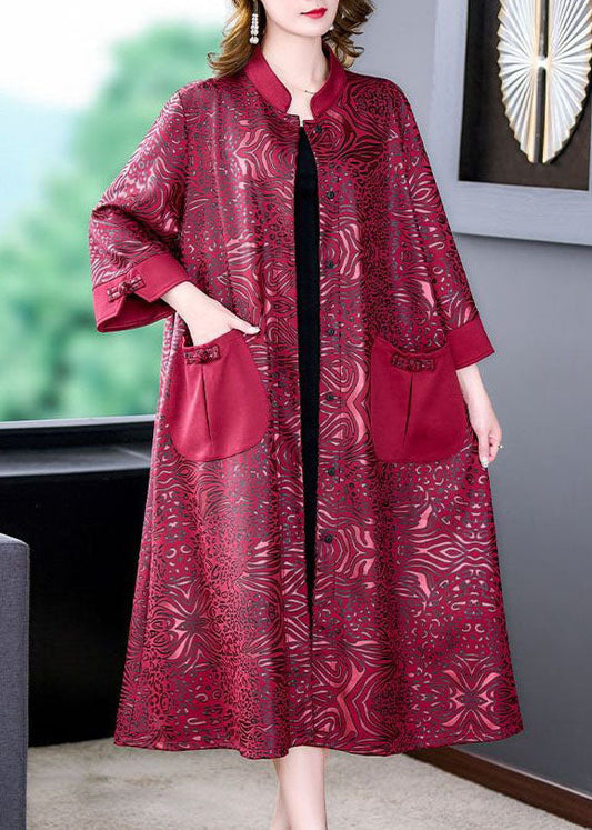 Roter Patchwork-Seiden-Trenchcoat mit Stehkragen und Armbandärmeln