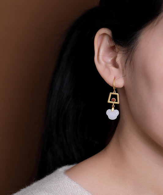 Normale weiße Overgild-Jade-Kugel-Ohrhänger aus Sterlingsilber