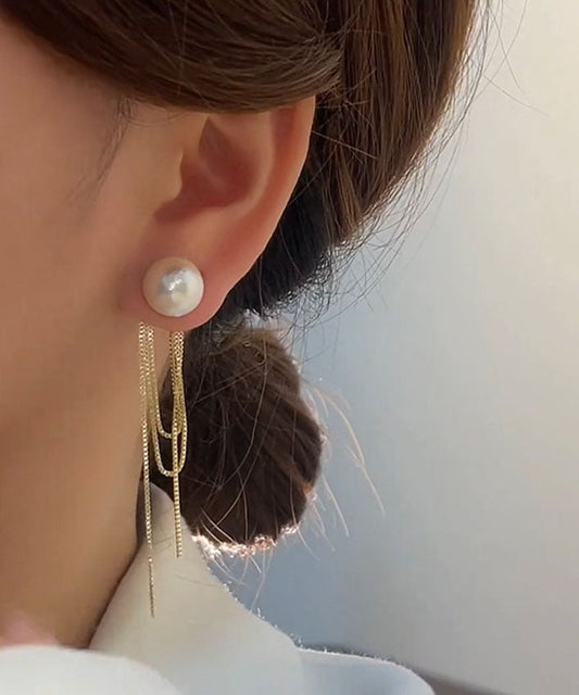 Schlichte Ohrringe mit Perlenquaste in Gold und Kupfer