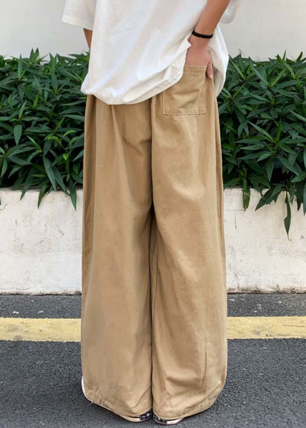 Simple Khaki Pockets Elastic Waist Cotton Mens Wide Leg Pants Summer