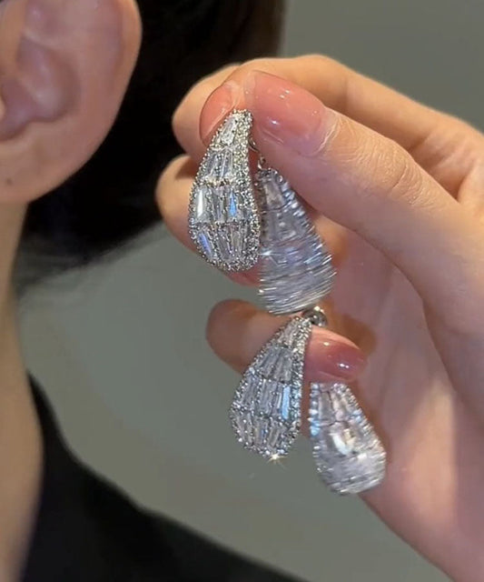 Pendientes sencillos de aleación de seda con forma de gota de agua y arco de circonita