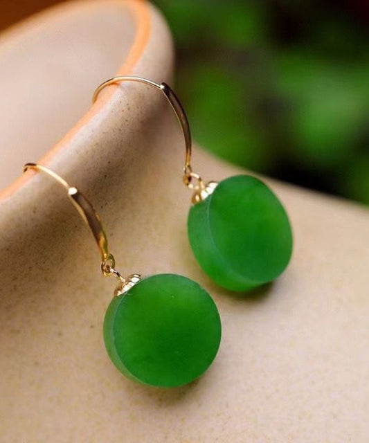 Pendientes colgantes redondos de jade con incrustaciones de oro de 18 quilates en color verde espinaca