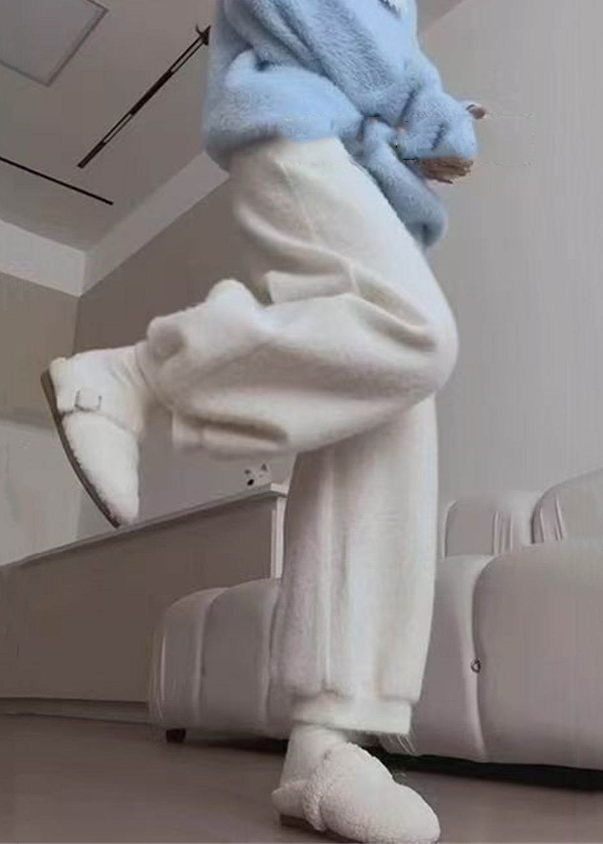 Pantalones cortos de punto con bolsillos blancos sencillos de pelo de visón liso para invierno