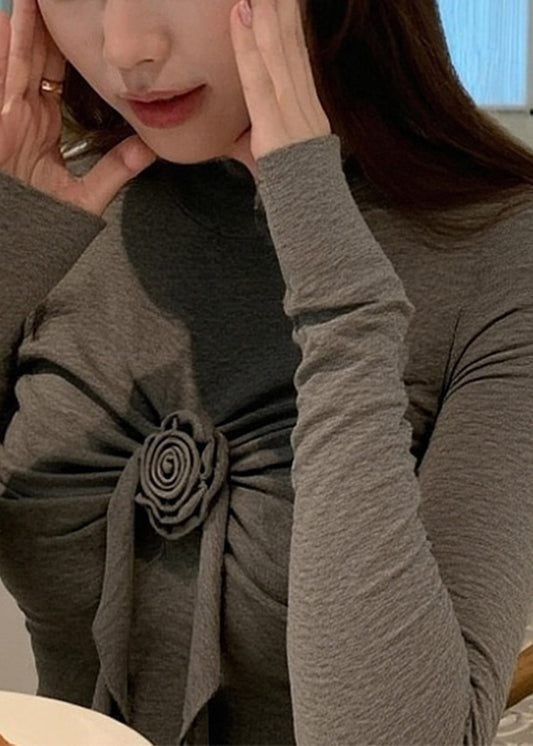 Camisetas de algodón con cuello alto gris, flores y corte entallado para invierno