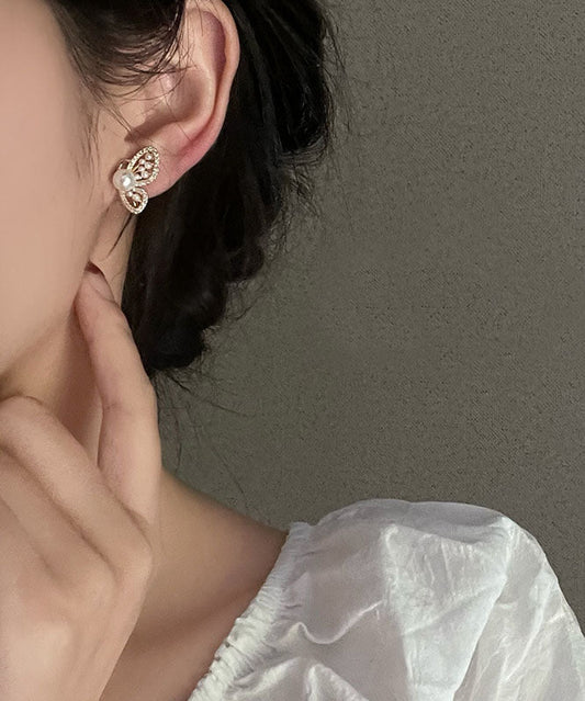 Elegantes pendientes de mariposa con perla y circonita de aleación de plata esterlina y oro