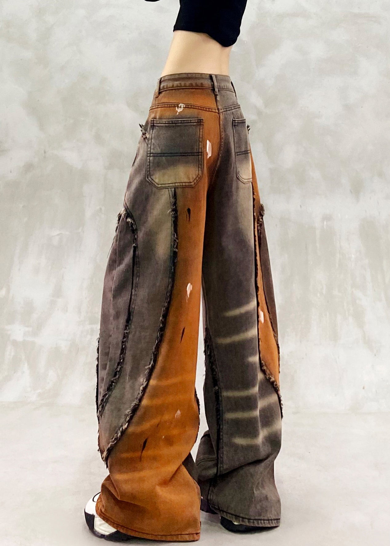 Stilvolle Khaki-Oversize-Patchwork-Jeans für den Frühling