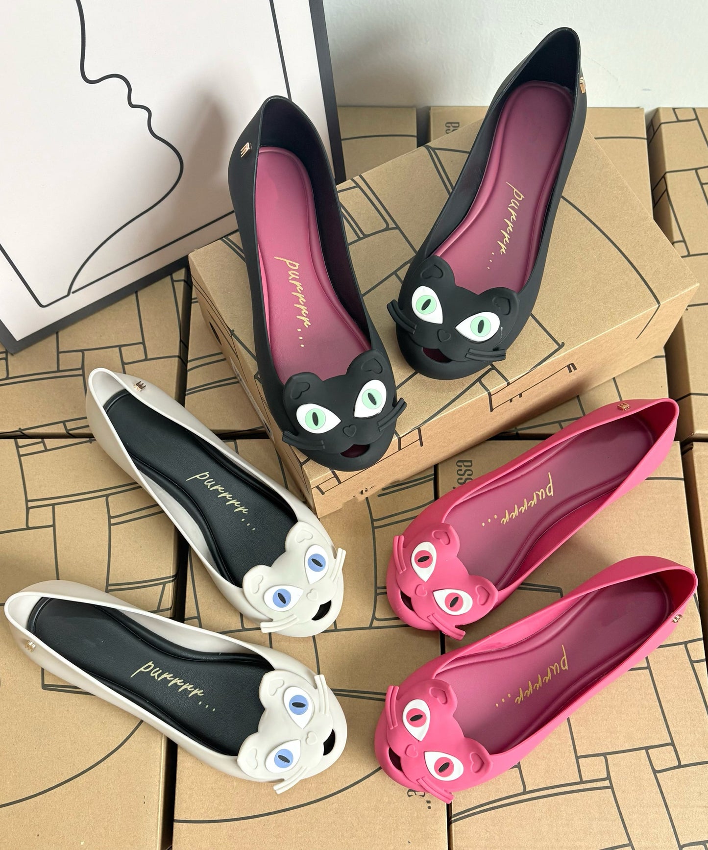 Stylish Rose Cartoon Cats Splicing Flat Shoes