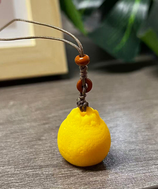 Stilvolle gelbe Handyketten aus geflochtenem orangefarbenem Stoff