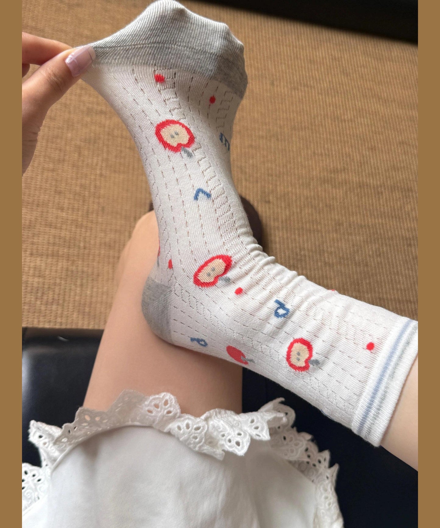 Summer Thin Jacquard Mid Calf Socks Made Of Cotton
