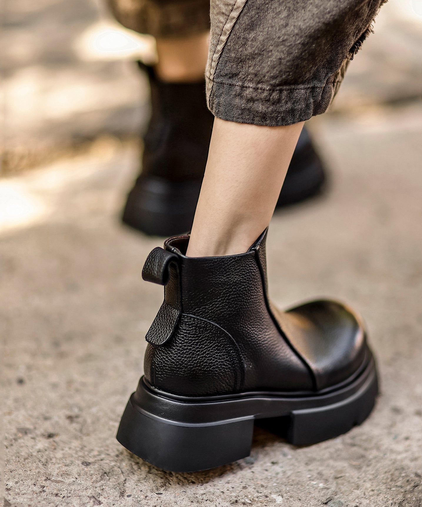 Unique Black Zippered Splicing Platform Cowhide Leather Boots