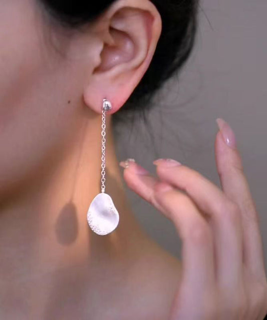 Einzigartige asymmetrische Ohrhänger aus vergoldetem Sterlingsilber mit Zirkonia-Besatz