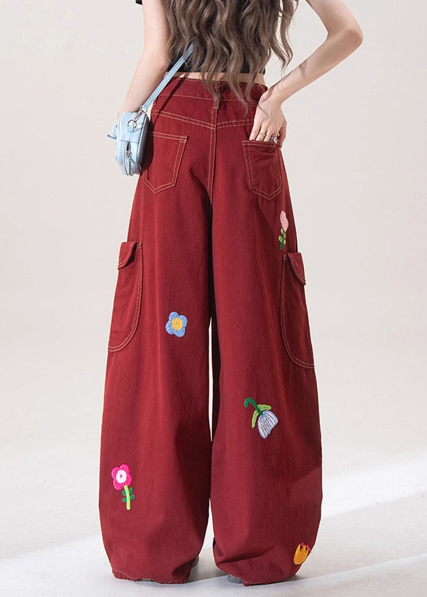 Pantalones vaqueros anchos con bolsillos bordados en rojo únicos para primavera