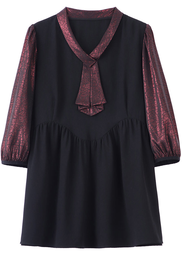 Vintage-Hemd mit herzförmigem Ausschnitt und Patchwork-Optik in mattem Rot, angedeutet zweiteilig, mit Armbandärmeln