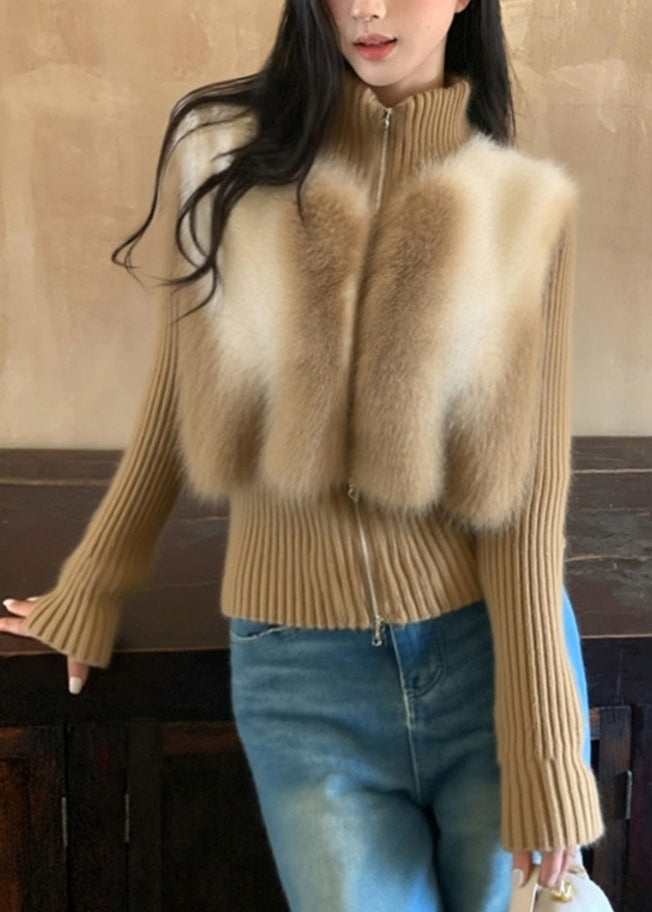 Vogue Winter-Cardigan mit Rollkragen, Reißverschluss und Patchwork-Design aus Baumwollstrick in Kaffeebraun