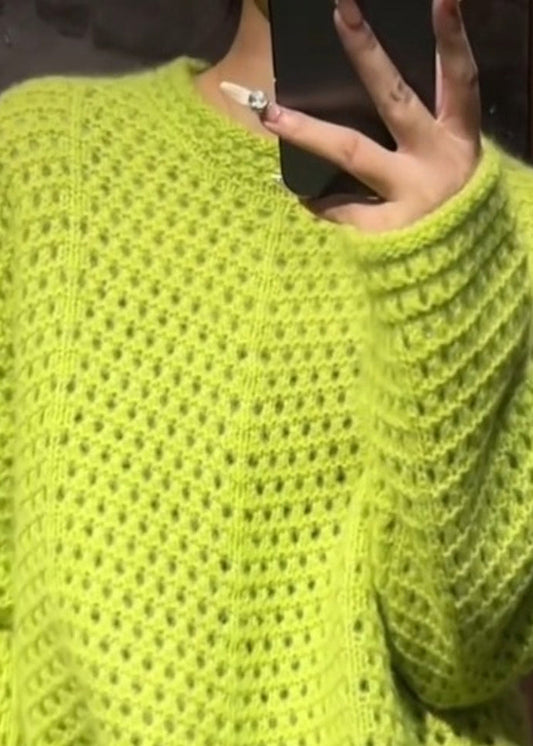 Modischer grüner Rundhals-Strickpullover aus Baumwolle mit Lochmuster für den Frühling