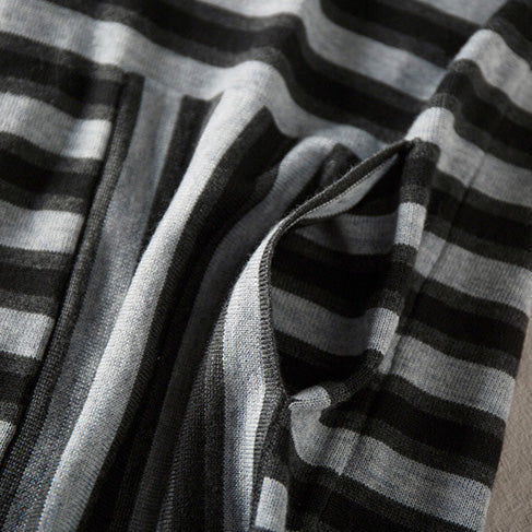 Damenmode Grau Gestreifte Lose Pullover Kleider Für Den Winter