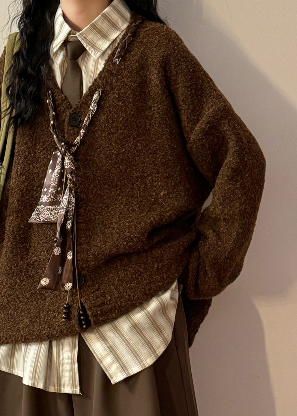 Women Grey V Neck Scarf Design Button Knit Coats Spring