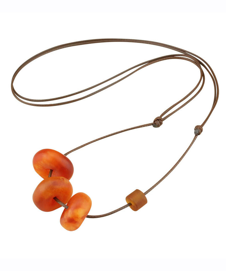 Collar con colgante de cera de abejas de resina roja para mujer