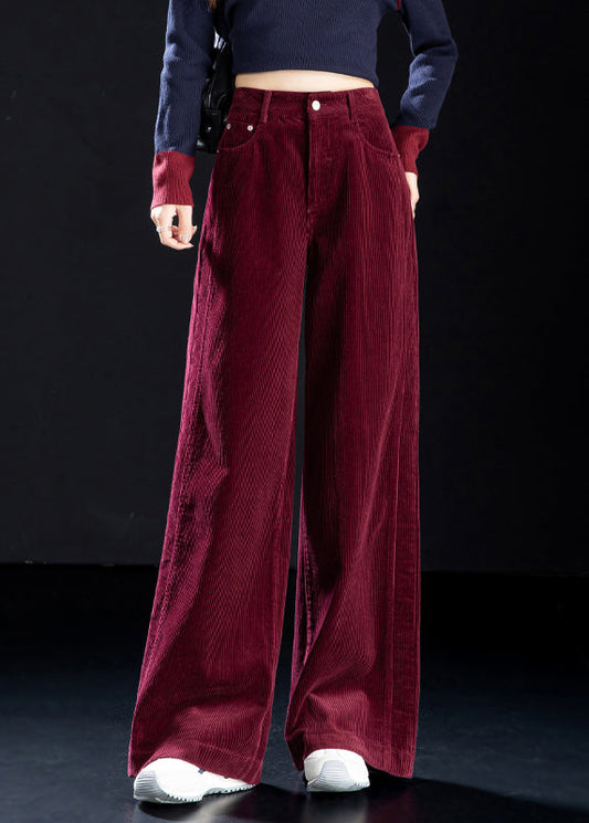 Gelbe Cordhose mit Knopftaschen, weitem Bein und hohem Bund für den Frühling