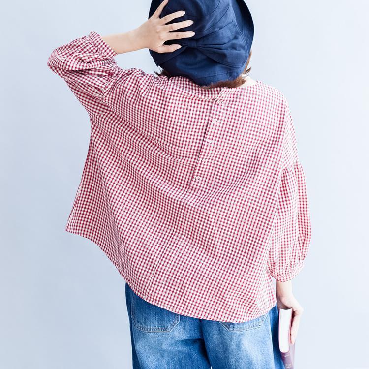 Baumwoll-T-Shirt mit Knopfleiste hinten, Oversize, lässig, rot-weißes Gittermuster, Langarmshirts