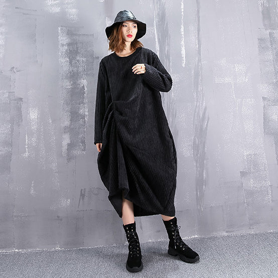 Baggy schwarzes Maxikleid lässiges O-Ausschnitt Reisekleid feine asymmetrische Kleider
