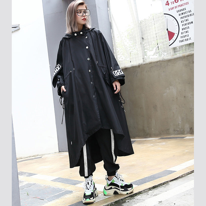 Boutique schwarzer Mantel Oversize-Kapuzenmantel Damen Fledermausärmel asymmetrisches Design Mäntel