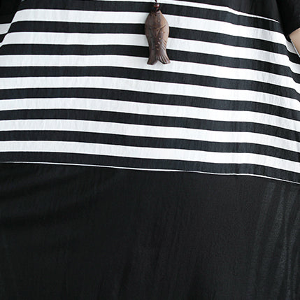 Boutique schwarzes Kniekleid aus Baumwolle Locker sitzende Baumwollkleidung Kleider feine Kurzarm O-Ausschnitt asymmetrisches Design Kniekleider
