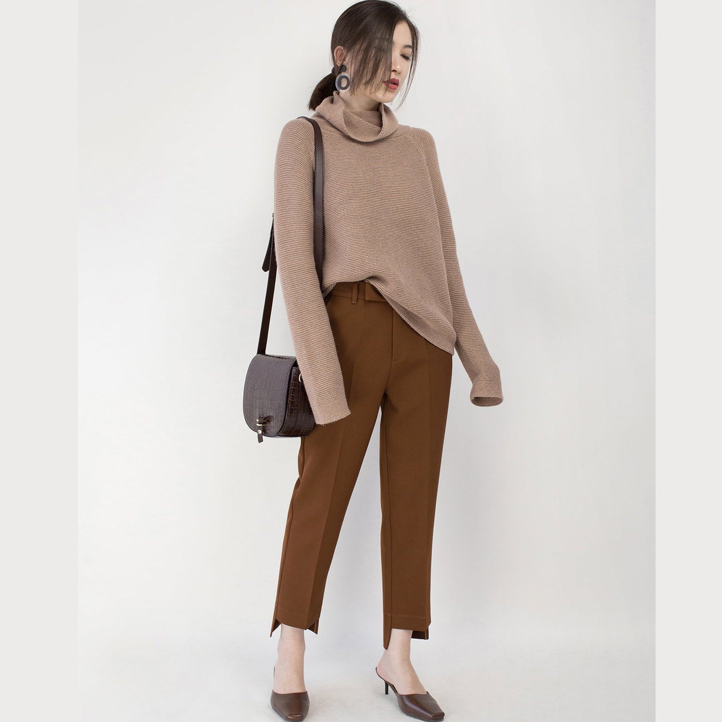 Boutique-Strickpullover in Khaki, Pullover mit hohem Kragen in Übergröße, feines Baggy-Oberteil