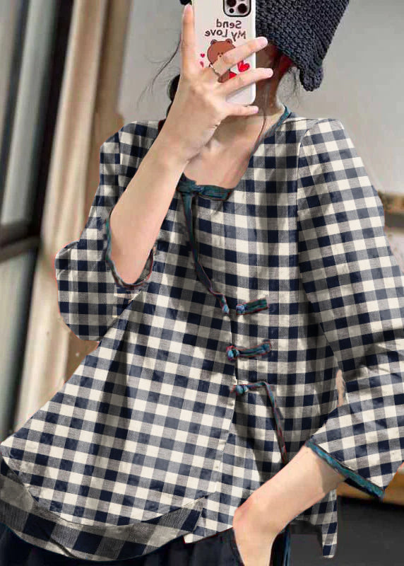 Französische rote asymmetrische Leinenblusen mit Knöpfen und langen Ärmeln