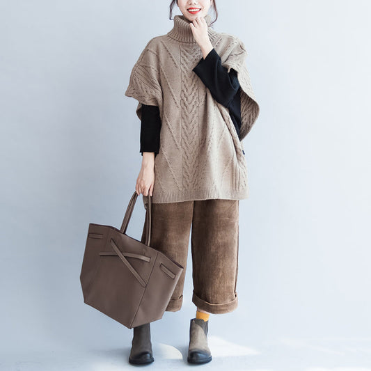 Khakifarbener, einzigartiger Baumwollpullover mit hohem Halsausschnitt und seitlich geöffneten Knöpfen in Übergröße, ärmellose Strickoberteile