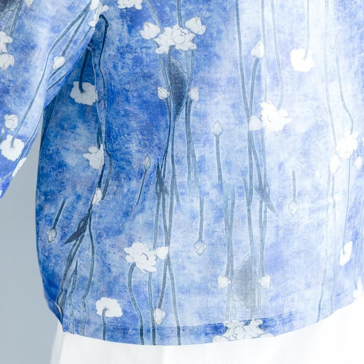 stylische Weste aus Baumwollleinen mit blauem Aufdruck Locker sitzende, lässige Damenoberteile aus Baumwollleinen mit halben Ärmeln und quadratischem Kragen