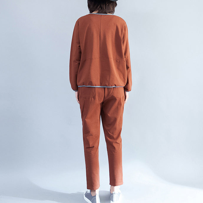 stylisches braunes Baumwollpullover-Oversize-Patchwork-T-Shirt
