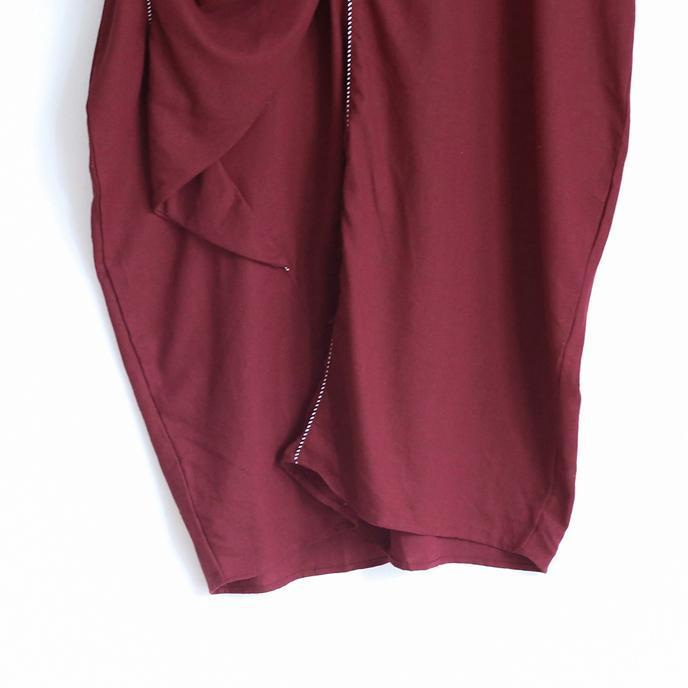 stylisches rotes Leinenkleid oversize asymmetrischer Saum Reisekleidung Neue asymmetrische Kaftane mit Reißverschluss