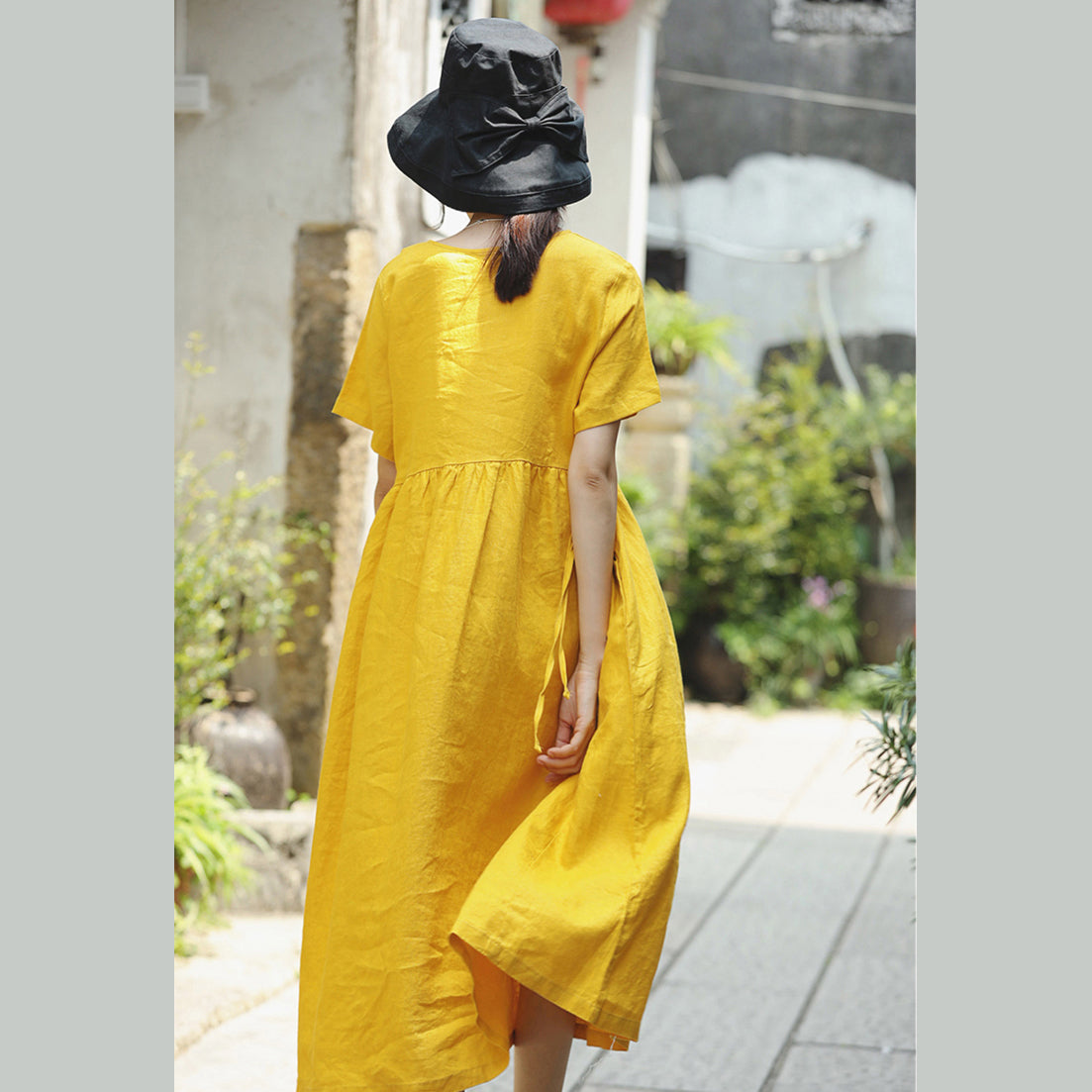 feines gelbes Naturleinenkleid trendige Plus-Size-Reisekleidung mit O-Ausschnitt Elegante Maxikleider mit kurzen Ärmeln und Taillenbund