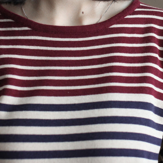 Vintage burgunderrot gestreifte Patchwork-Baumwoll-Strickoberteile lässiger elastischer Pullover